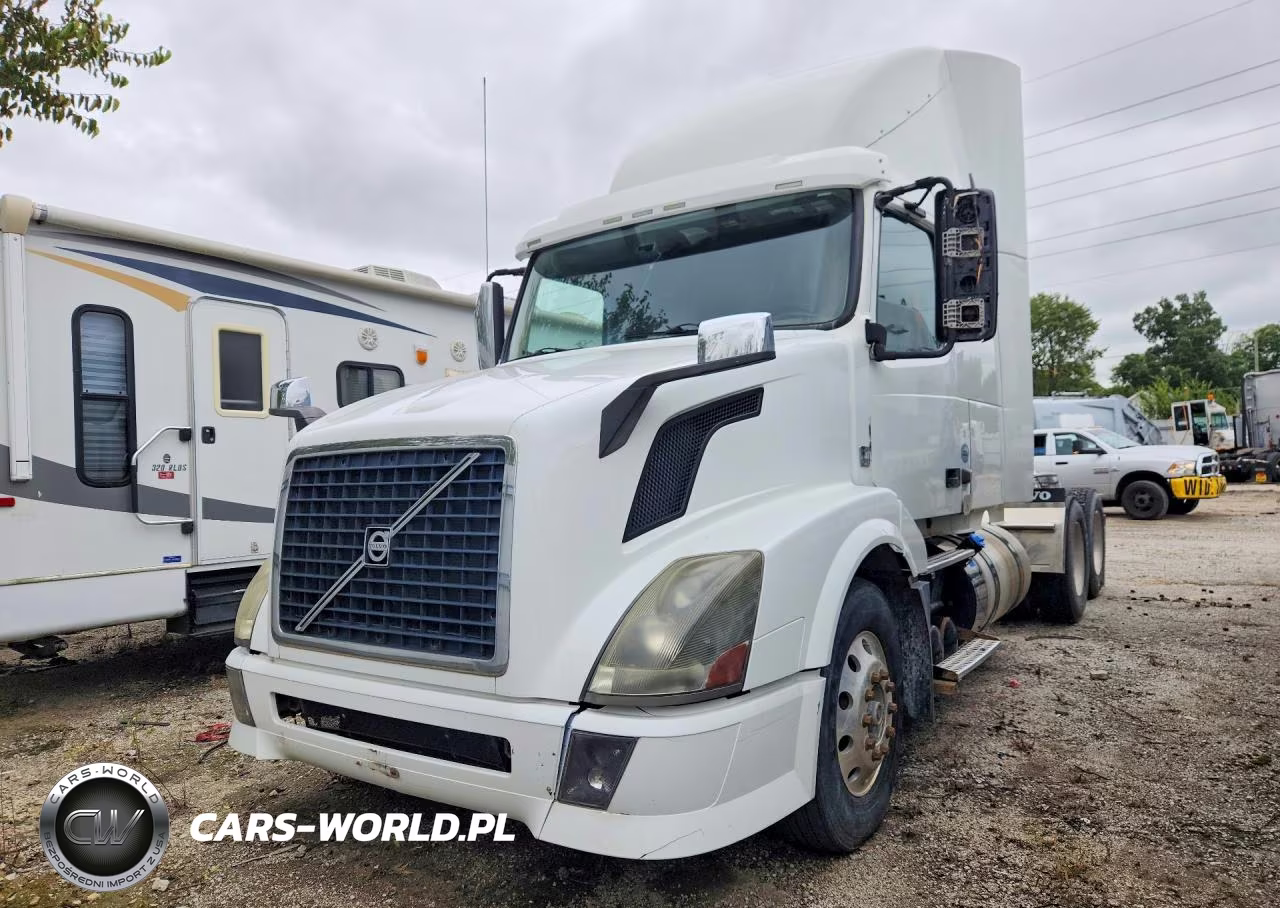 2015 Volvo Vnl Semi Truck