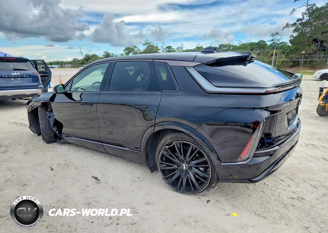 2024 Cadillac Lyriq Sport VIN:1GYKPTRL3RZ140534 - 2
