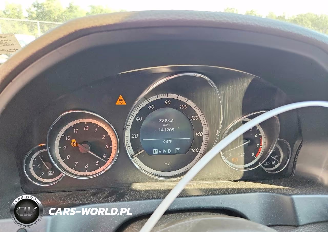 2010 Mercedes-Benz E 550 VIN:WDDKJ7CB2AF000405 - 9