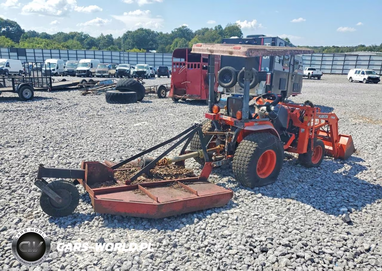 2001 Kubota B2400 Tractor VIN:32400HD72130 - 4