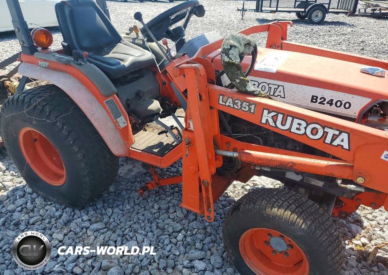 2001 Kubota B2400 Tractor VIN:32400HD72130 - 9