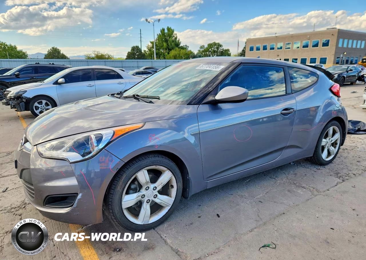2013 Hyundai Veloster Base – zdjęcie 1 z 12