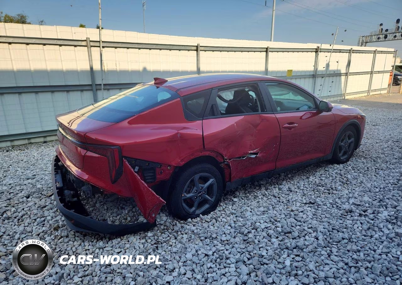 2025 Kia K4 Lxs VIN:3KPFT4DE5SE093459 - 3