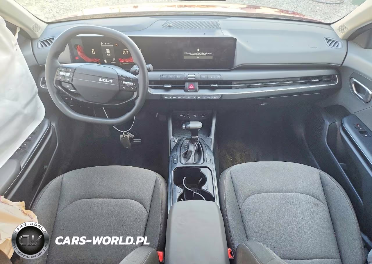 2025 Kia K4 Lxs VIN:3KPFT4DE5SE093459 - 8