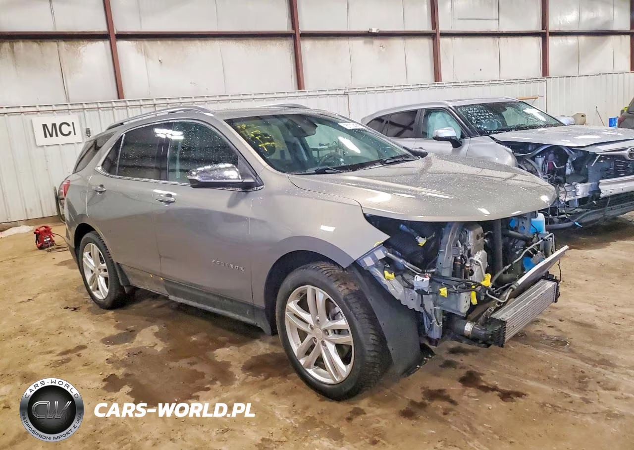 2018 Chevrolet Equinox Premier VIN:3GNAXWEX7JS525891 - 4