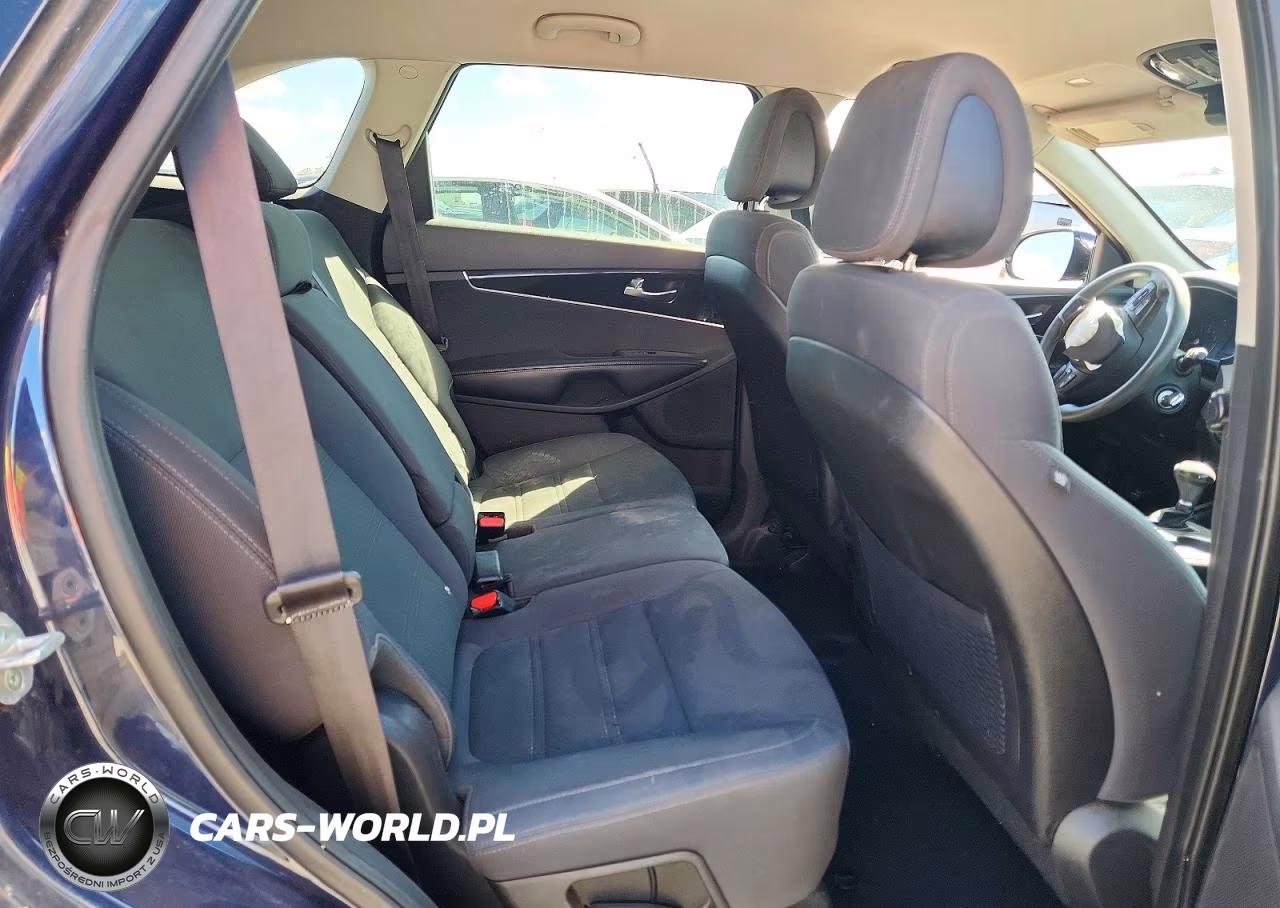2016 Kia Sorento Lx VIN:5XYPG4A32GG004548 - 11