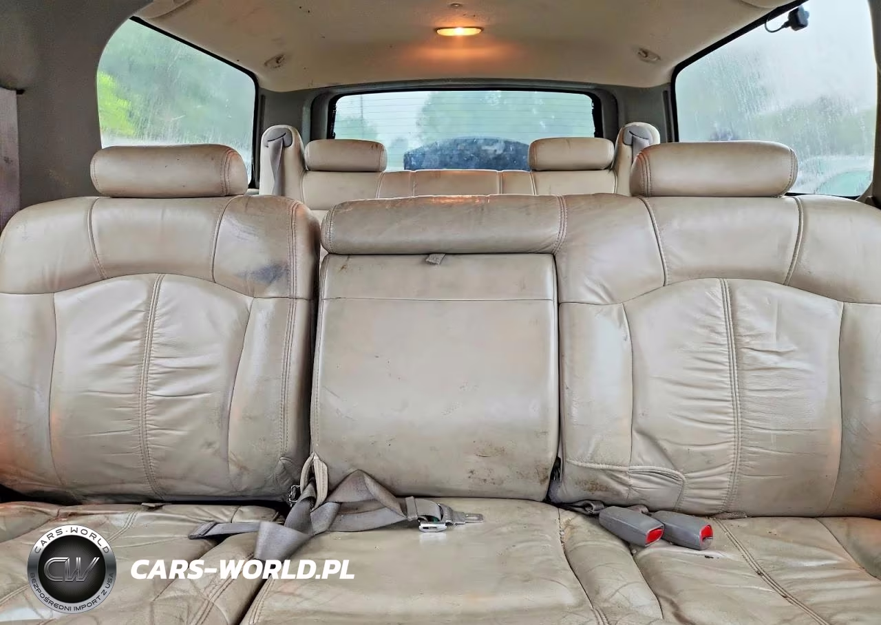 2001 Chevrolet Suburban K1500 VIN:3GNFK16T51G241861 - 10