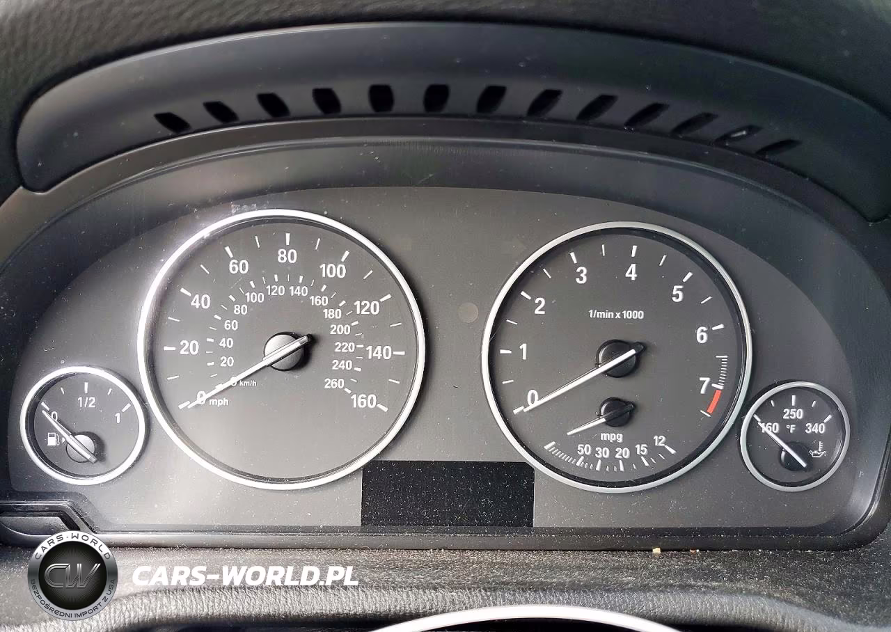 2016 BMW X3 xDrive28I VIN:5UXWX9C55G0D83981 - 9