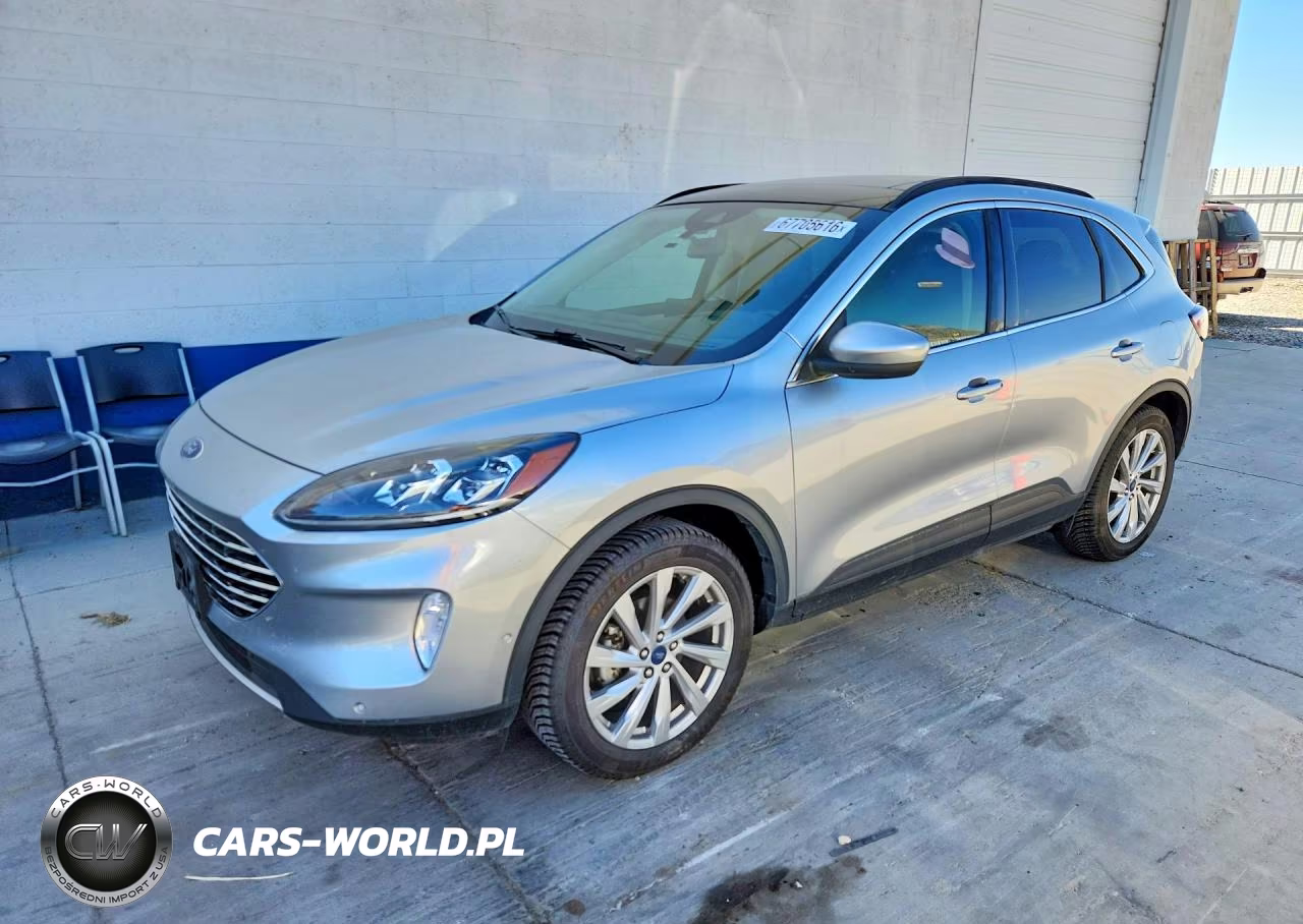 2022 Ford Escape Titanium