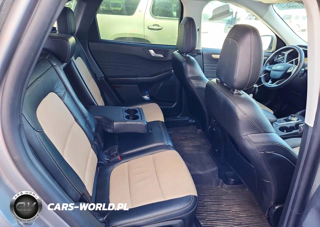 2022 Ford Escape Titanium VIN:1FMCU9J94NUA80465 - 10