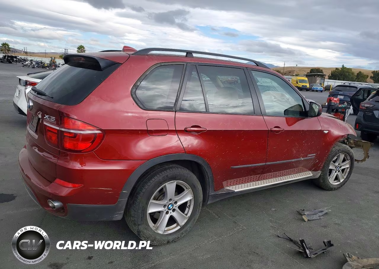 2012 BMW X5 xDrive35D VIN:5UXZW0C58CL663427 - 3