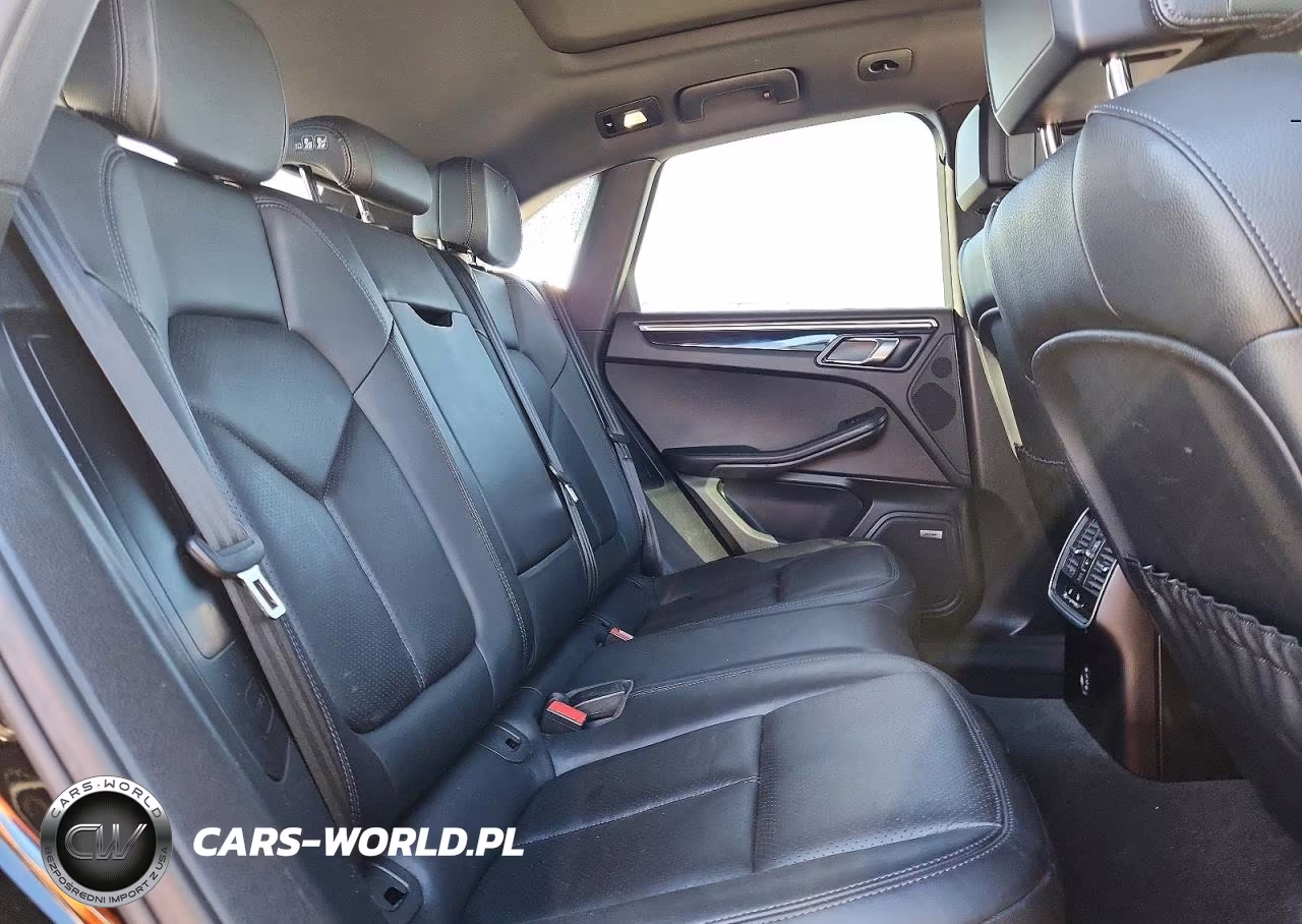 2018 Porsche Macan VIN:WP1AA2A57JLB00747 - 11