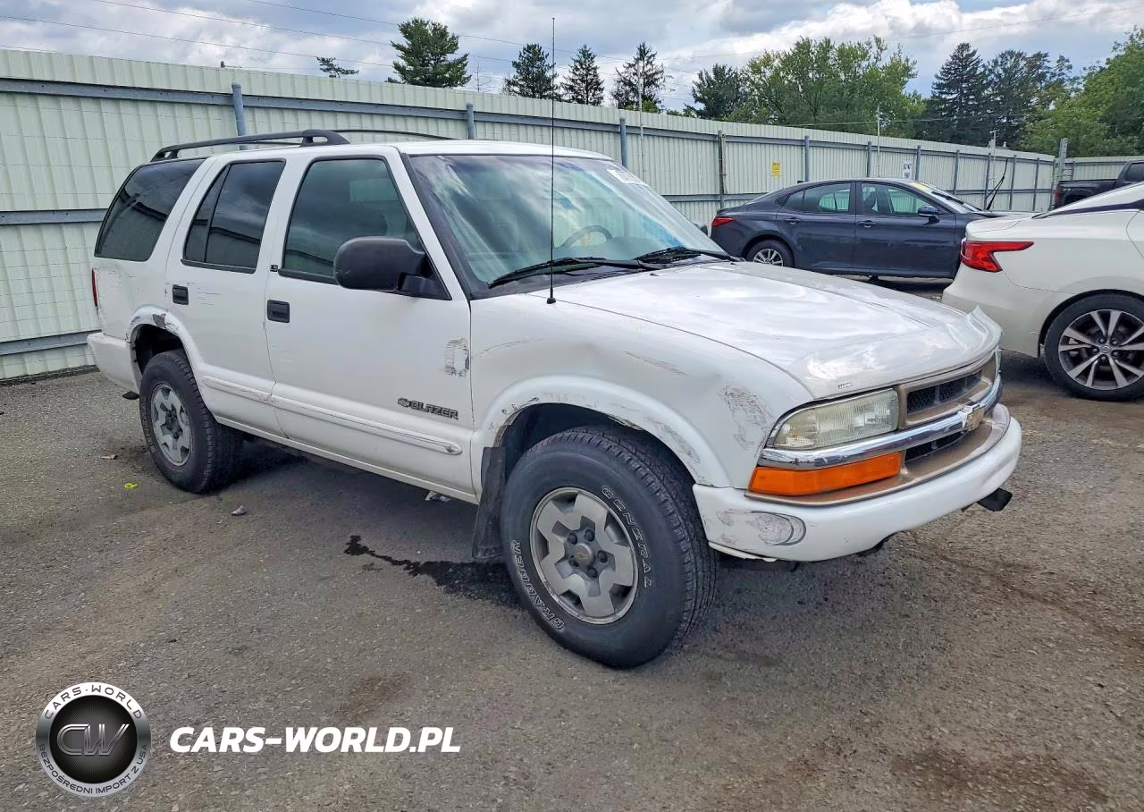 2003 Chevrolet Blazer VIN:1GNDT13X03K174688 - 4