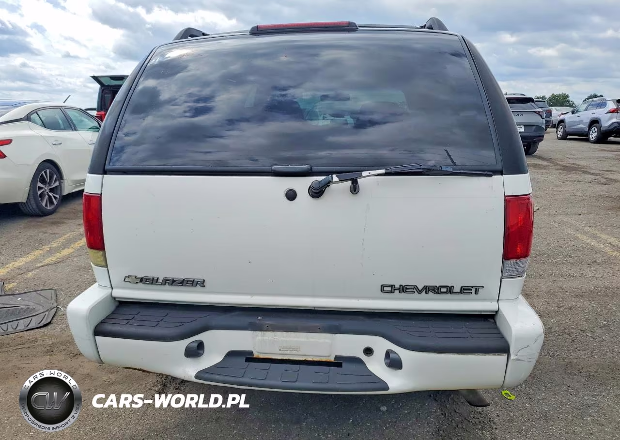 2003 Chevrolet Blazer VIN:1GNDT13X03K174688 - 6