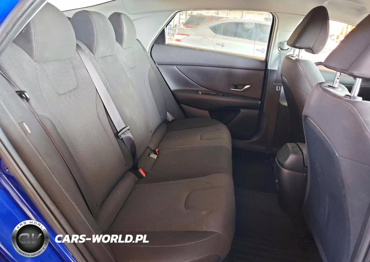 2025 Hyundai Elantra VIN:KMHLL4DG8SU051904 - 10