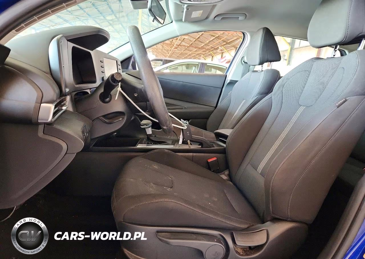 2025 Hyundai Elantra VIN:KMHLL4DG8SU051904 - 7