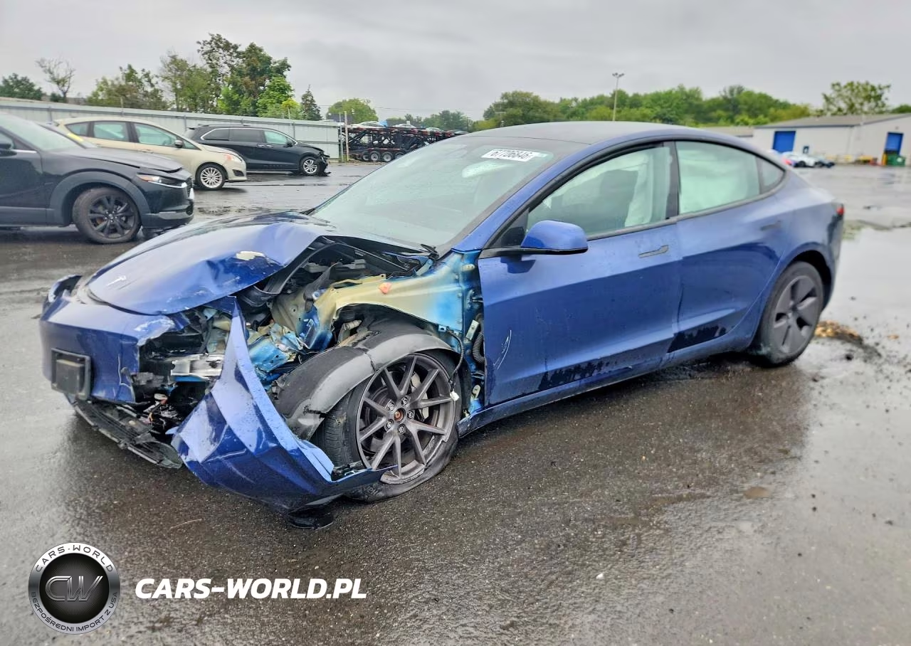 2023 Tesla Model 3 VIN:5YJ3E1EB8PF621609 - 1