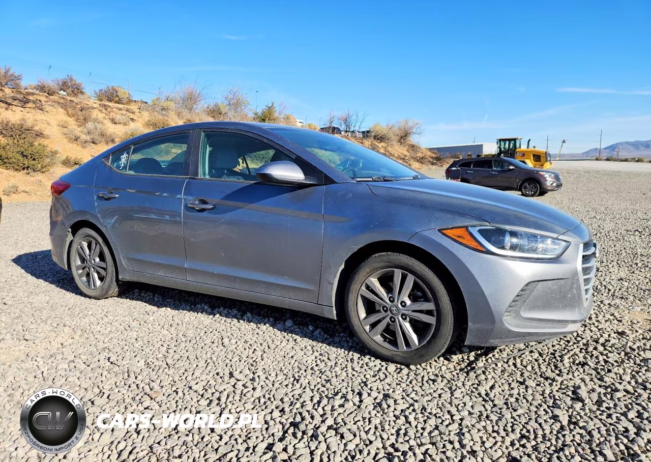 2018 Hyundai Elantra Sel VIN:KMHD84LF3JU535699 - 4