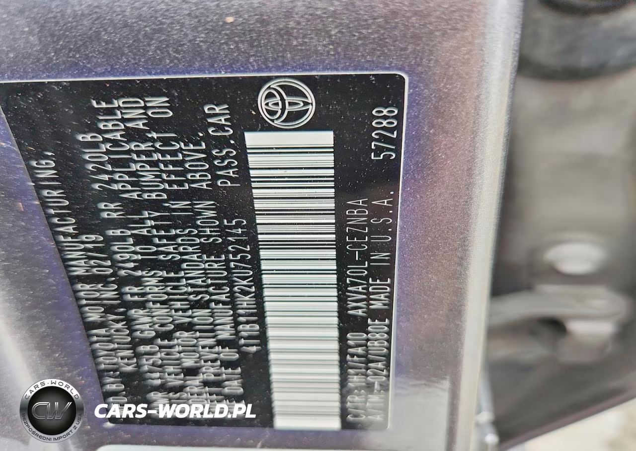2019 Toyota Camry Le VIN:4T1B11HK2KU752145 - 13