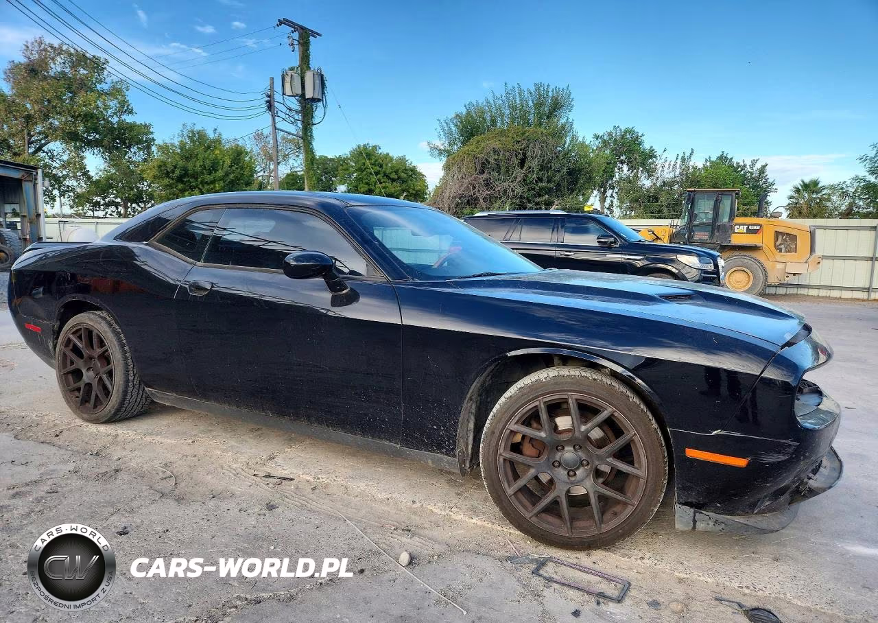 2016 Dodge Challenger Sxt VIN:2C3CDZAG5GH178207 - 4