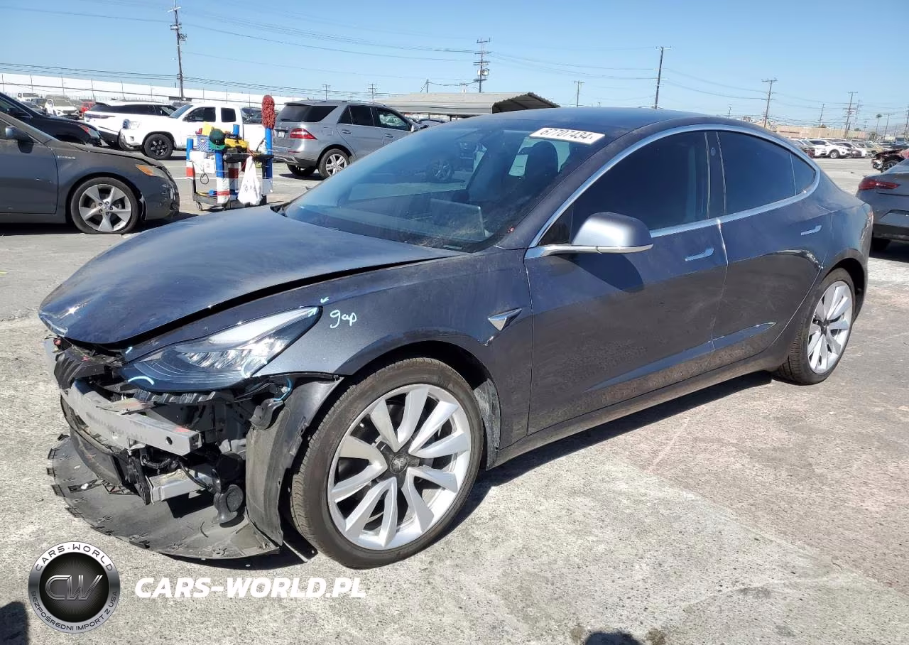 2020 Tesla Model 3