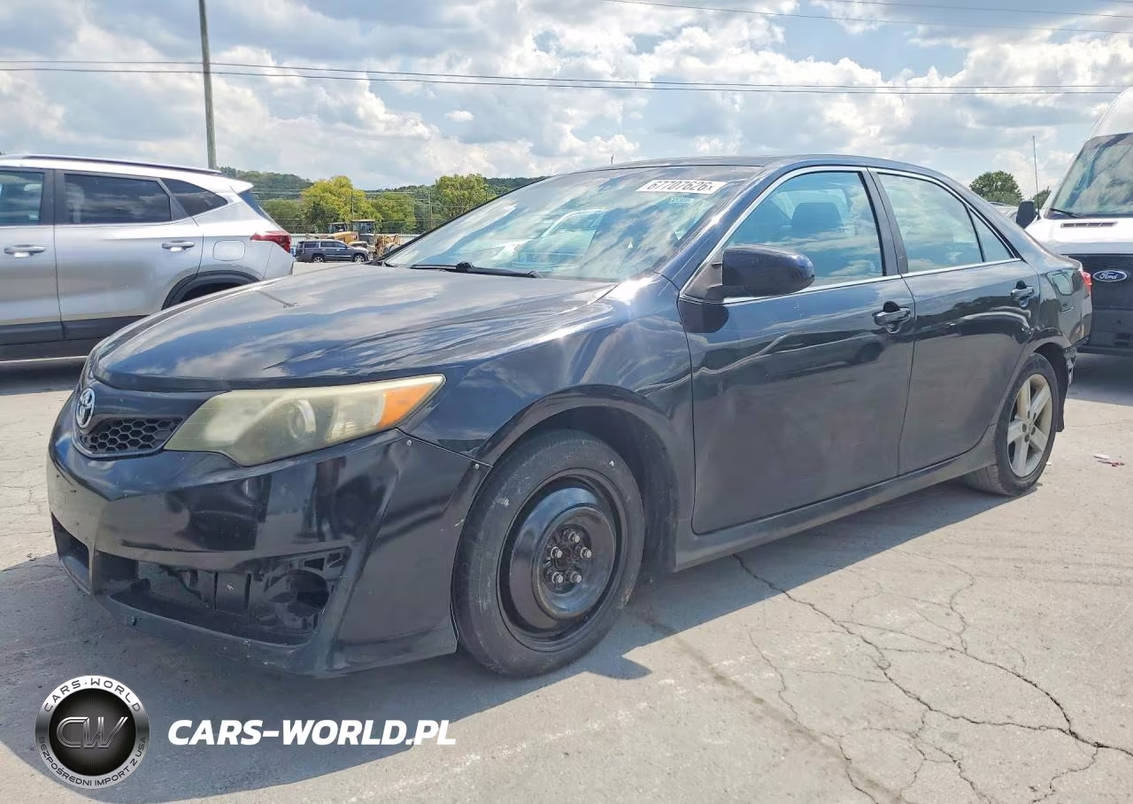 2012 Toyota Camry Se – zdjęcie 1 z 12