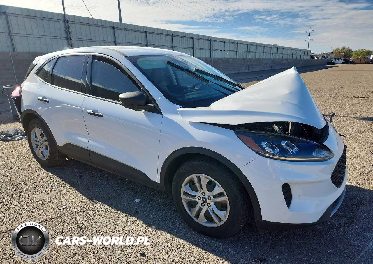 2022 Ford Escape S VIN:1FMCU0F6XNUB41330 - 4
