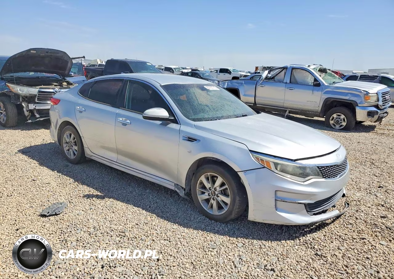 2017 Kia Optima Lx VIN:5XXGT4L31HG134318 - 4