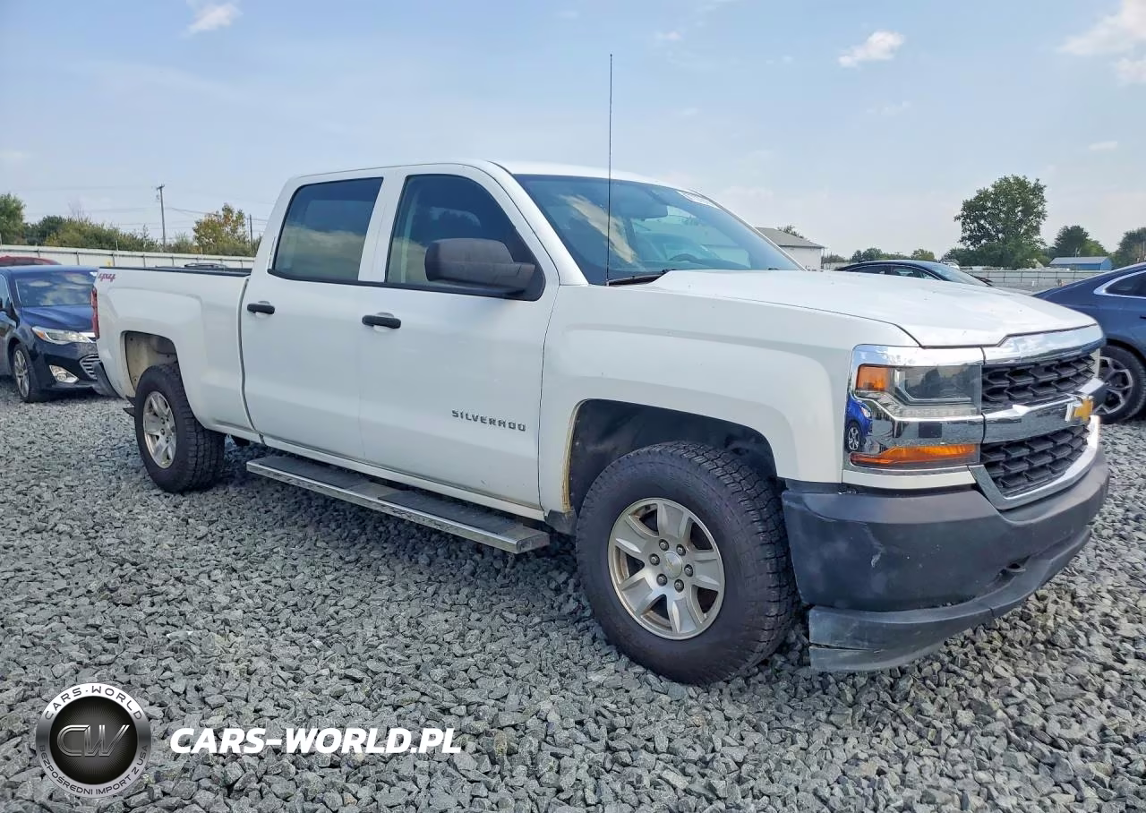 2017 Chevrolet Silverado K1500 VIN:1GCUKNEC2HF188296 - 4