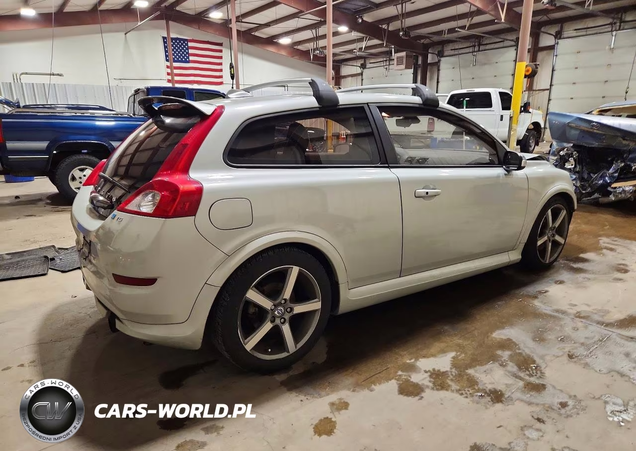 2011 Volvo C30 T5 VIN:YV1672MK8B2210957 - 3