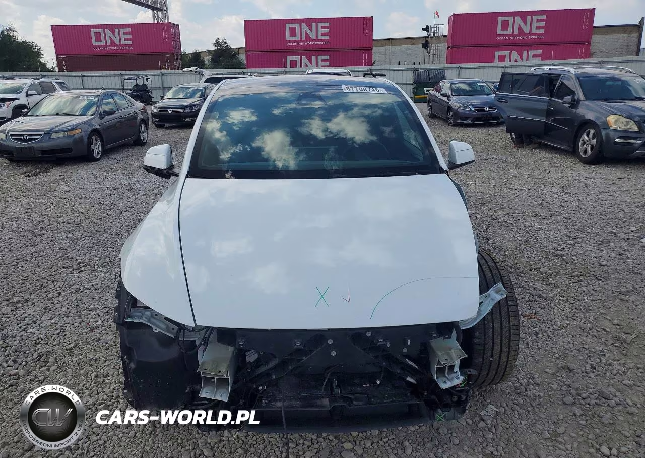 2026 Tesla Model Y VIN:7SAYGDEE8TF601787 - 5