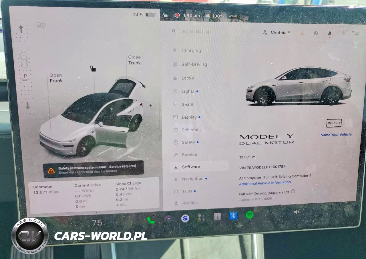 2026 Tesla Model Y VIN:7SAYGDEE8TF601787 - 9