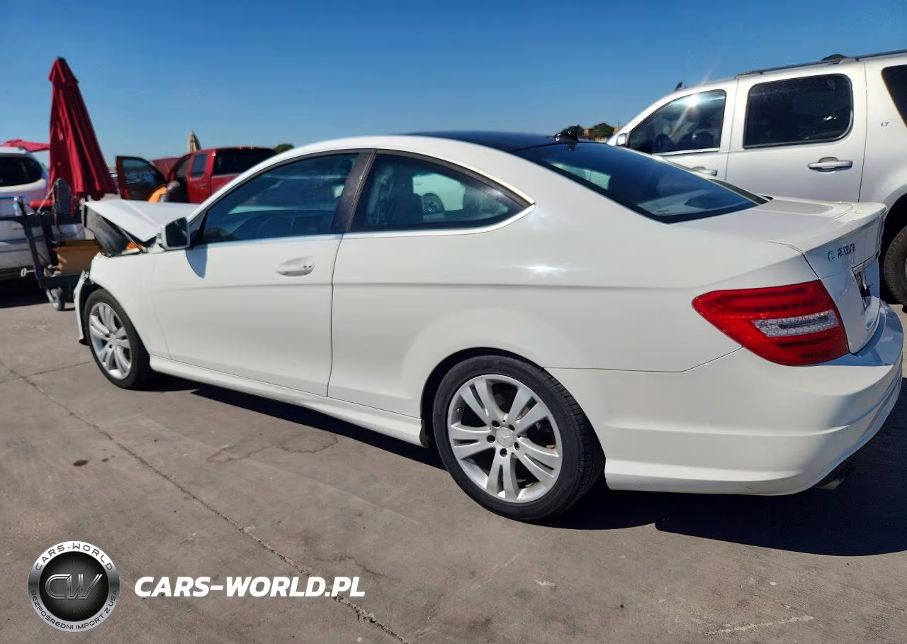 2014 Mercedes-Benz C 250 VIN:WDDGJ4HB2EG295406 - 2