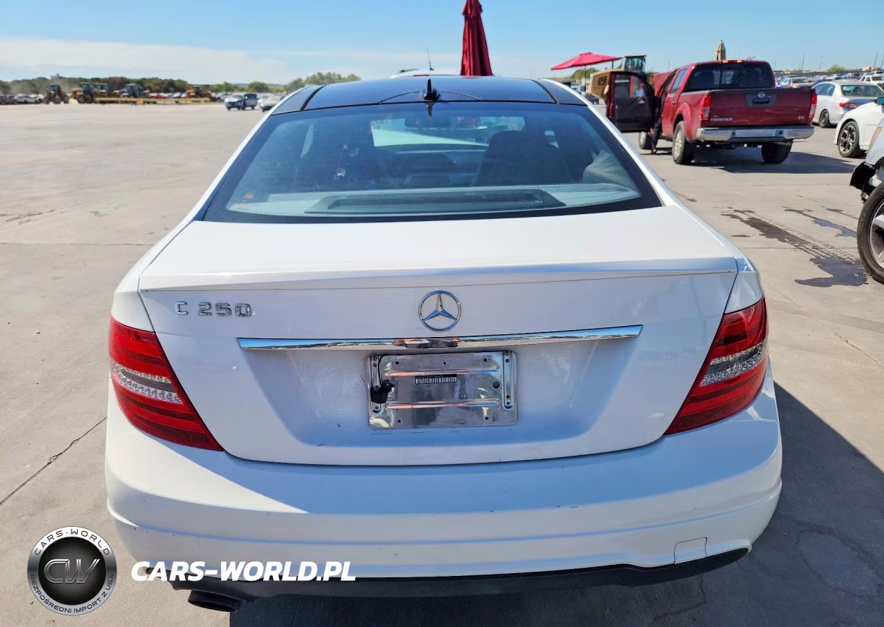 2014 Mercedes-Benz C 250 VIN:WDDGJ4HB2EG295406 - 6