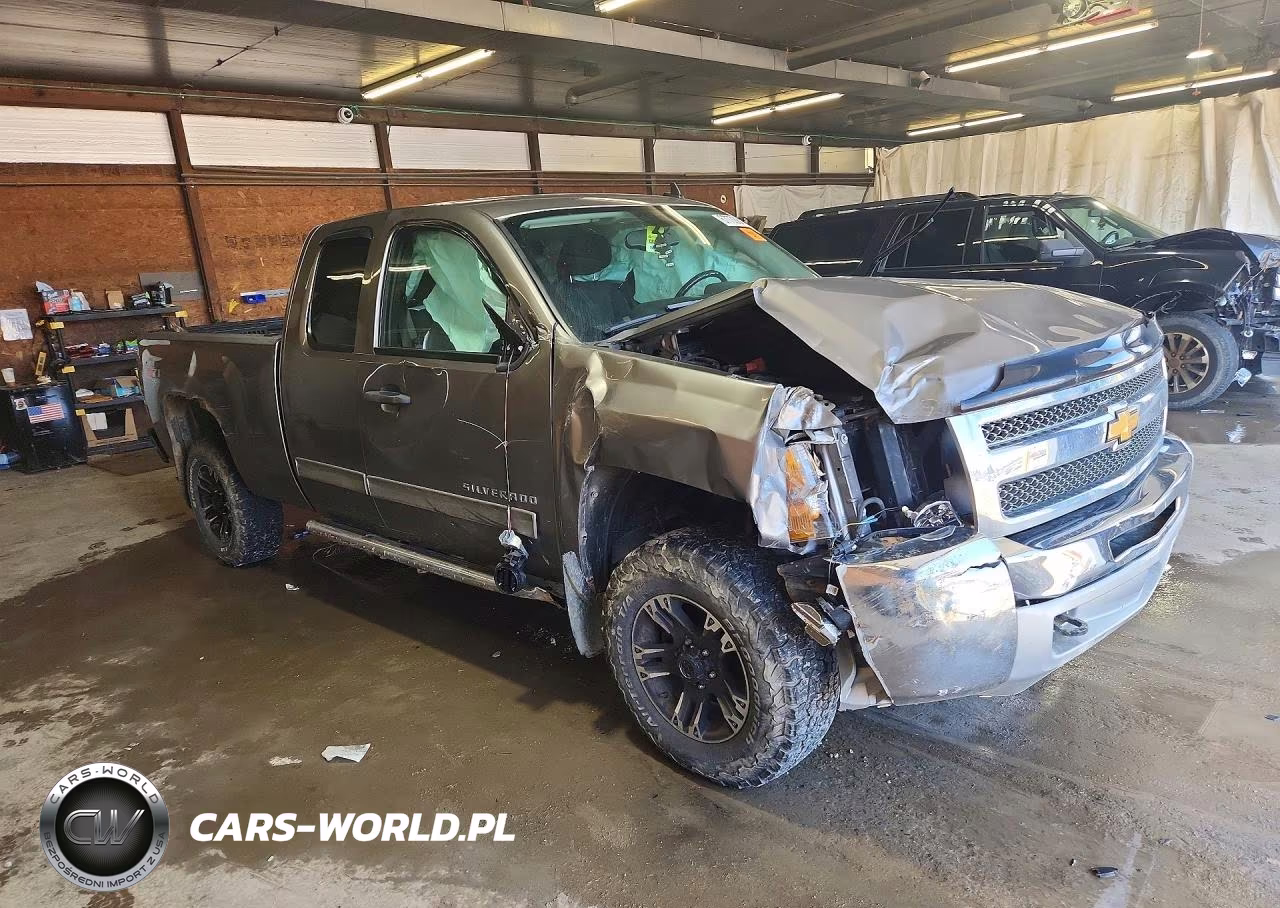 2013 Chevrolet Silverado K1500 Lt VIN:1GCRKSE79DZ389354 - 4