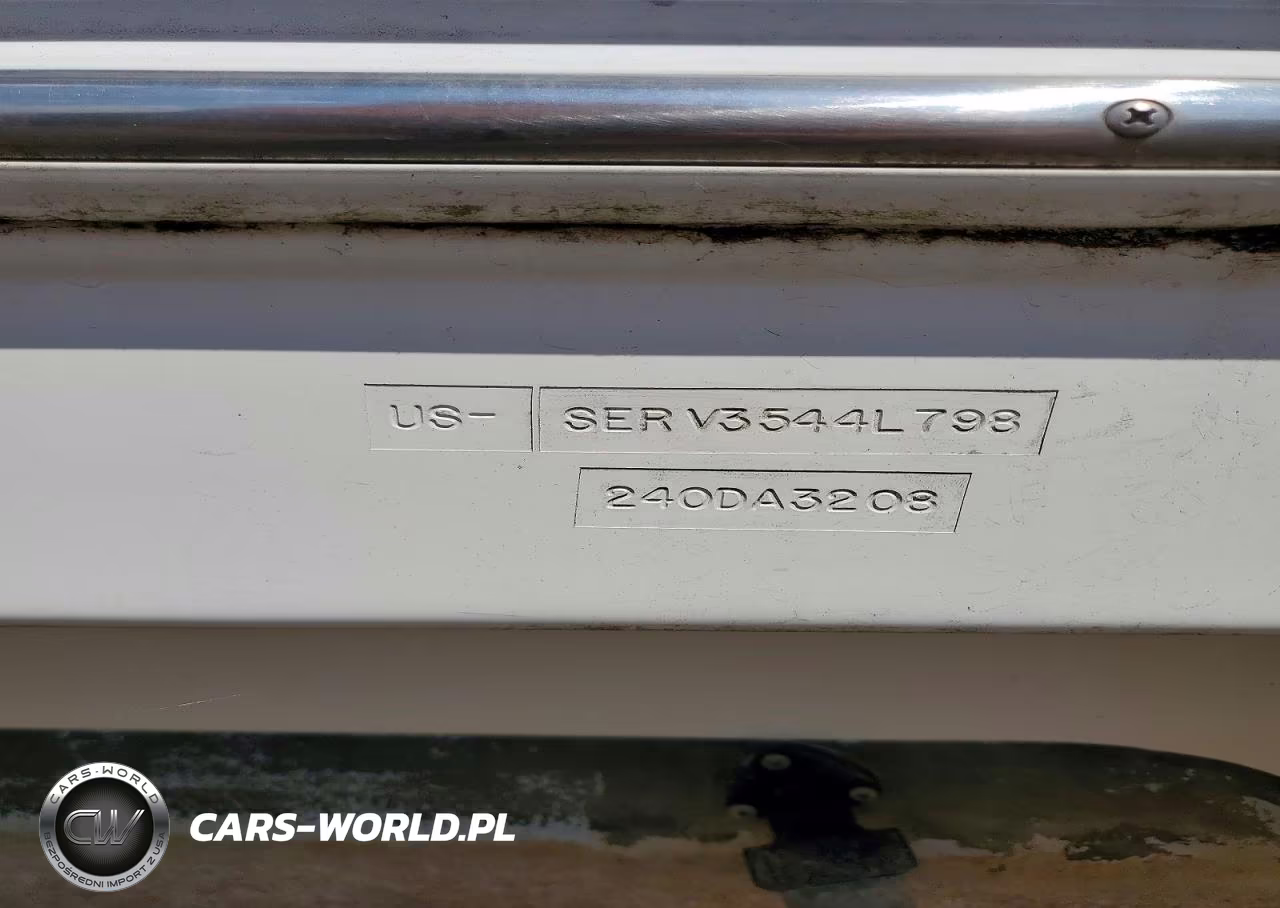 1998 Sea Ray Cabin - Boat VIN:SERV3544L798 - 10