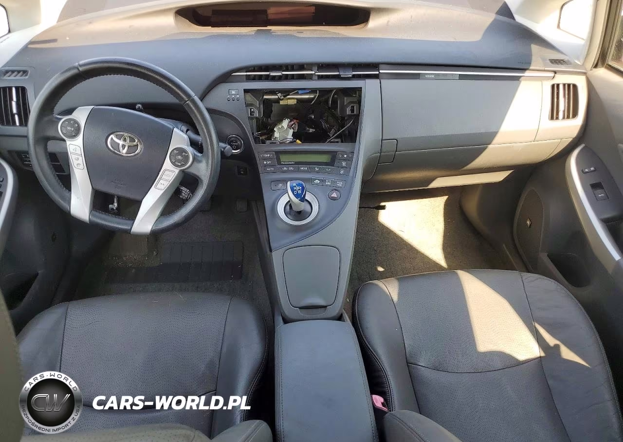 2010 Toyota Prius V VIN:JTDKN3DU1A0074537 - 8