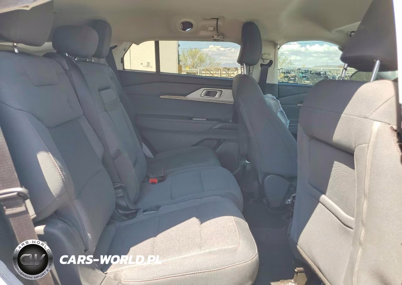 2025 Ford Explorer Active VIN:1FMUK8DH1SGA57596 - 11