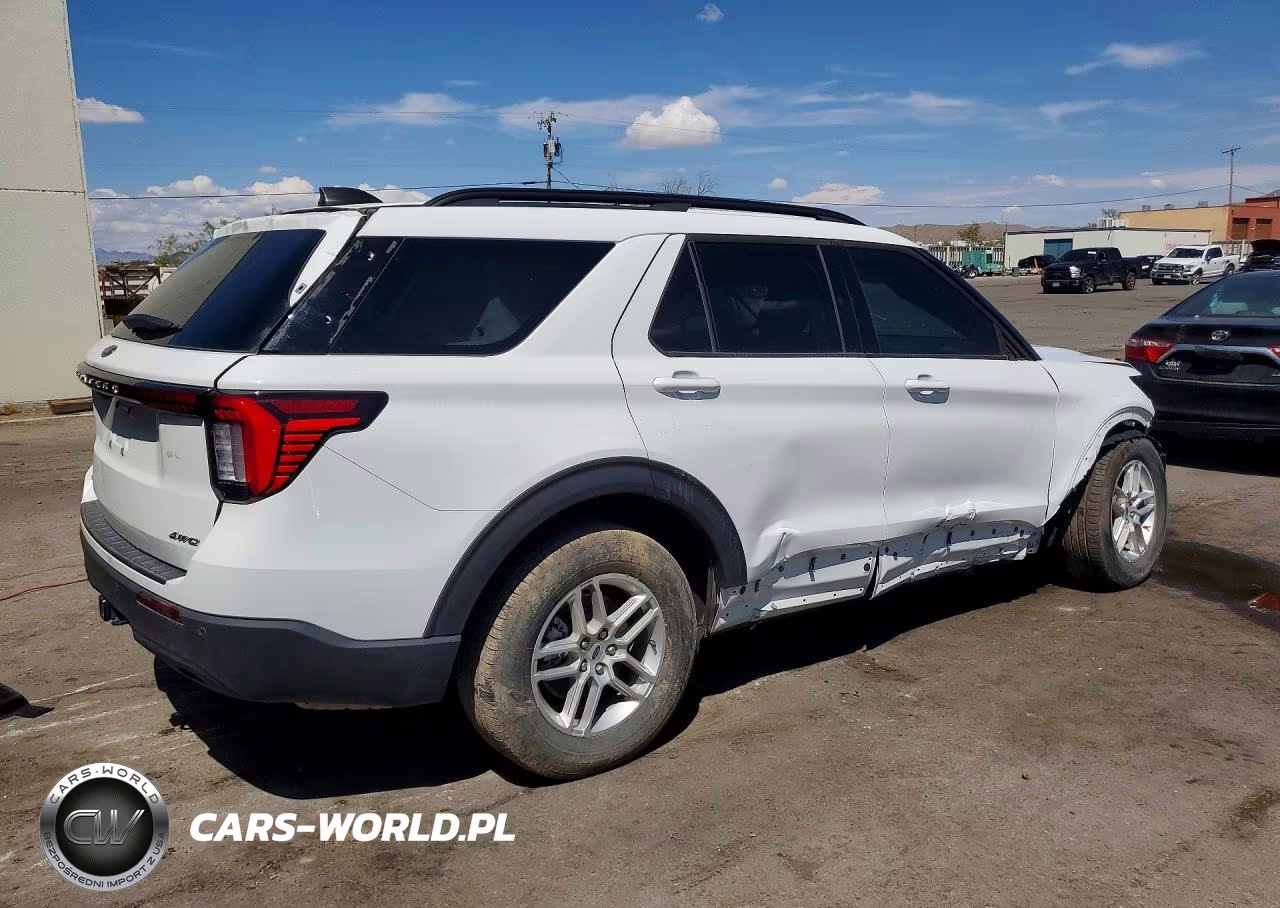 2025 Ford Explorer Active VIN:1FMUK8DH1SGA57596 - 3