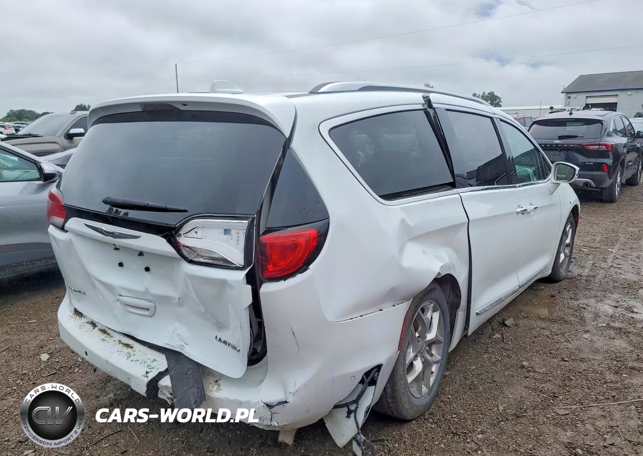 2019 Chrysler Pacifica Limited VIN:2C4RC1GG7KR627701 - 3