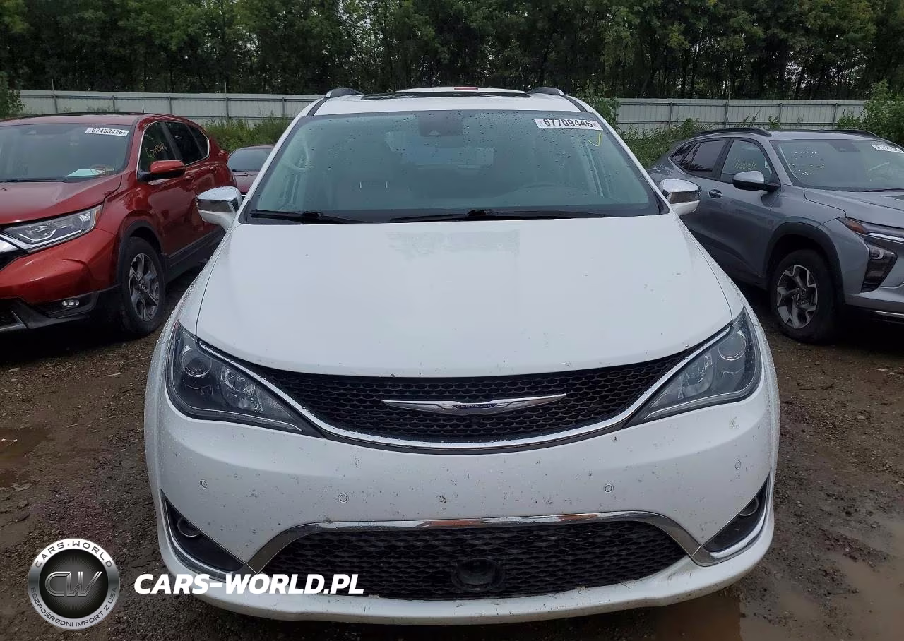 2019 Chrysler Pacifica Limited VIN:2C4RC1GG7KR627701 - 5