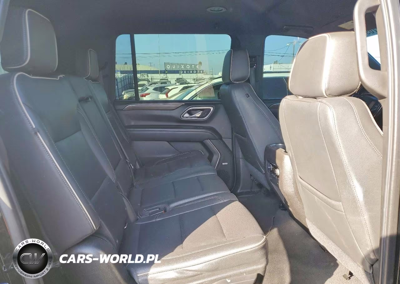 2021 Chevrolet Suburban C1500 Premier VIN:1GNSCFKD7MR238701 - 11