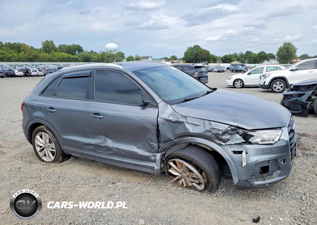2017 Audi Q3 Premium VIN:WA1ECCFS1HR011081 - 4