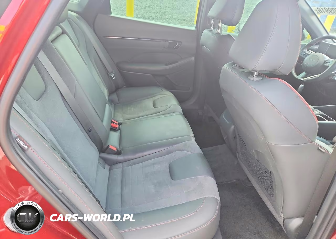 2024 Hyundai Sonata N Line VIN:KMHL54JC5RA421584 - 10