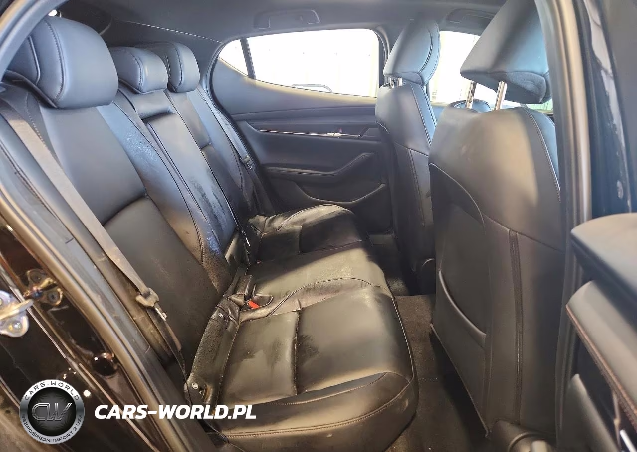 2025 Mazda 3 Preferred VIN:JM1BPALM5S1768806 - 10
