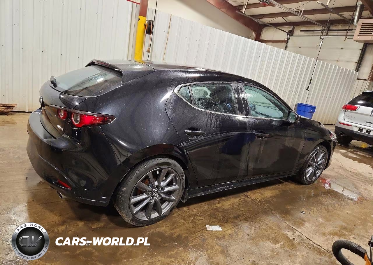 2025 Mazda 3 Preferred VIN:JM1BPALM5S1768806 - 3