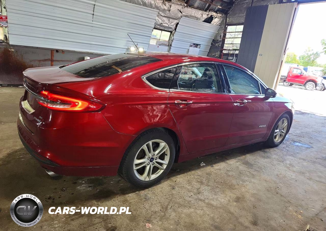 2018 Ford Fusion Se Hybrid VIN:3FA6P0LU5JR199266 - 3