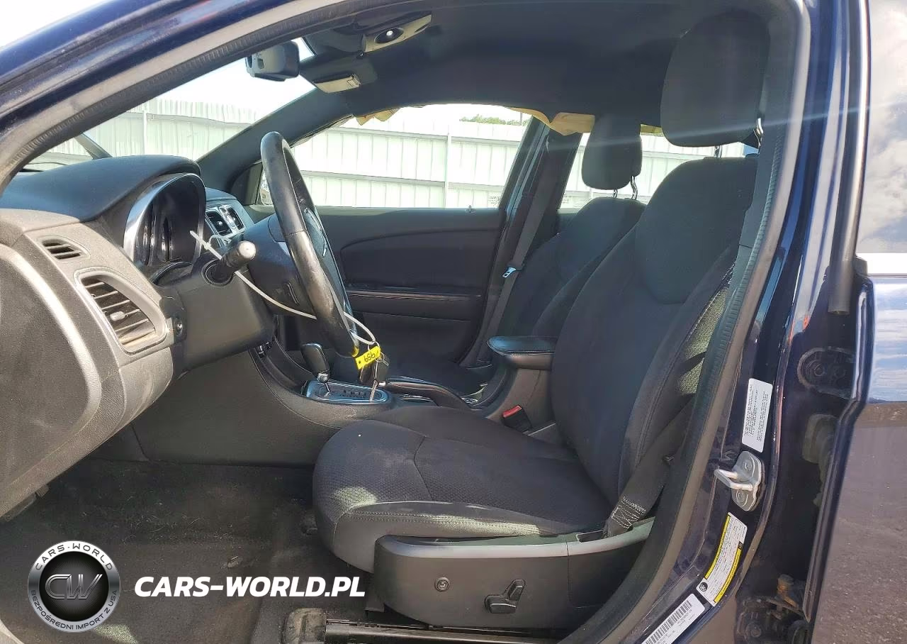2014 Chrysler 200 Touring VIN:1C3CCBBB7EN107785 - 7