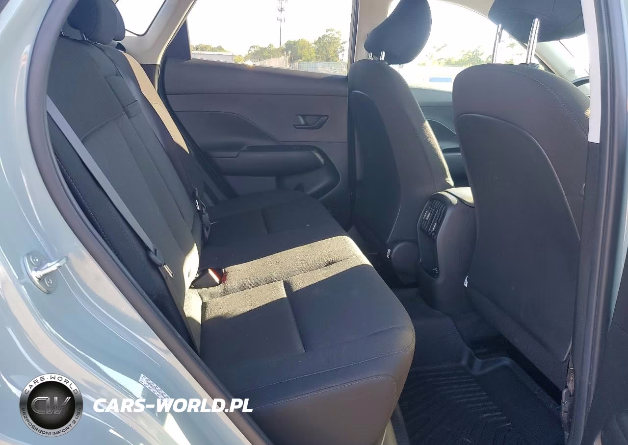 2024 Hyundai Kona Sel VIN:KM8HBCAB4RU058449 - 11