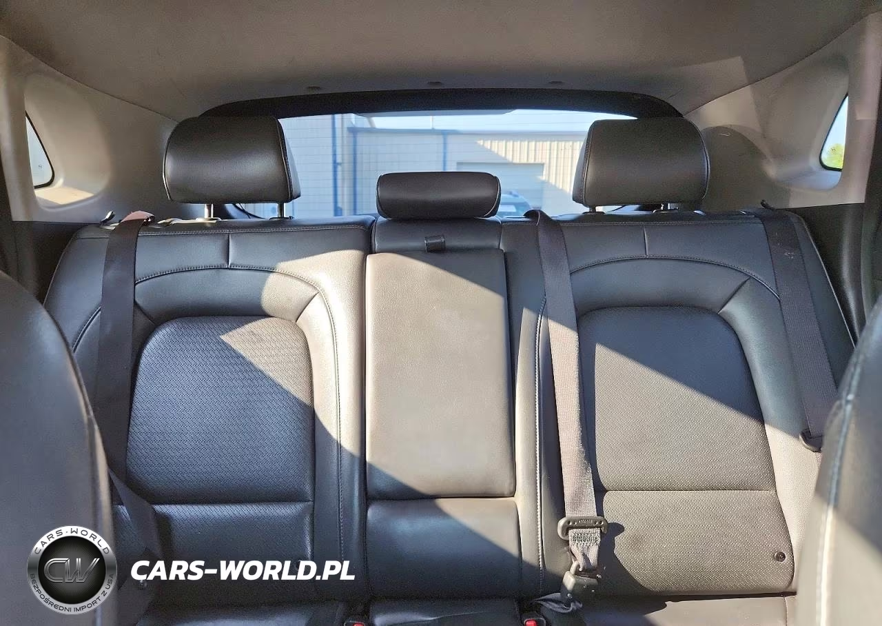 2021 Hyundai Kona Limited VIN:KM8K33AG5MU135496 - 10